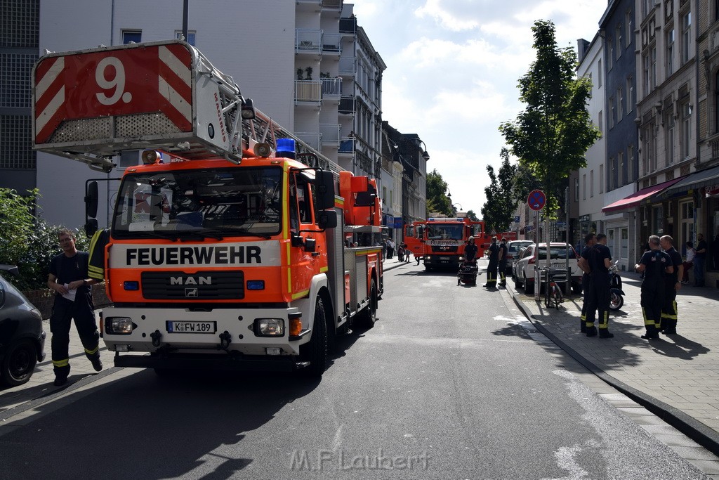 Feuer 1 Koeln Muelheim Berlinerstr P18.JPG - Miklos Laubert
